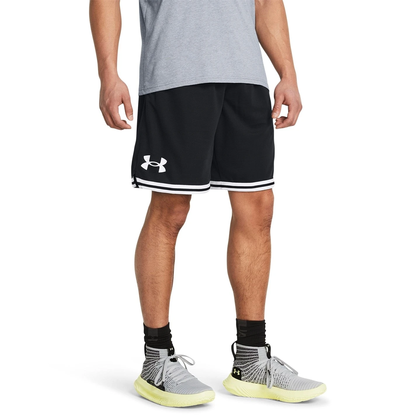 Under Armour Armour UA Perimeter 10 Shorts - Image 3