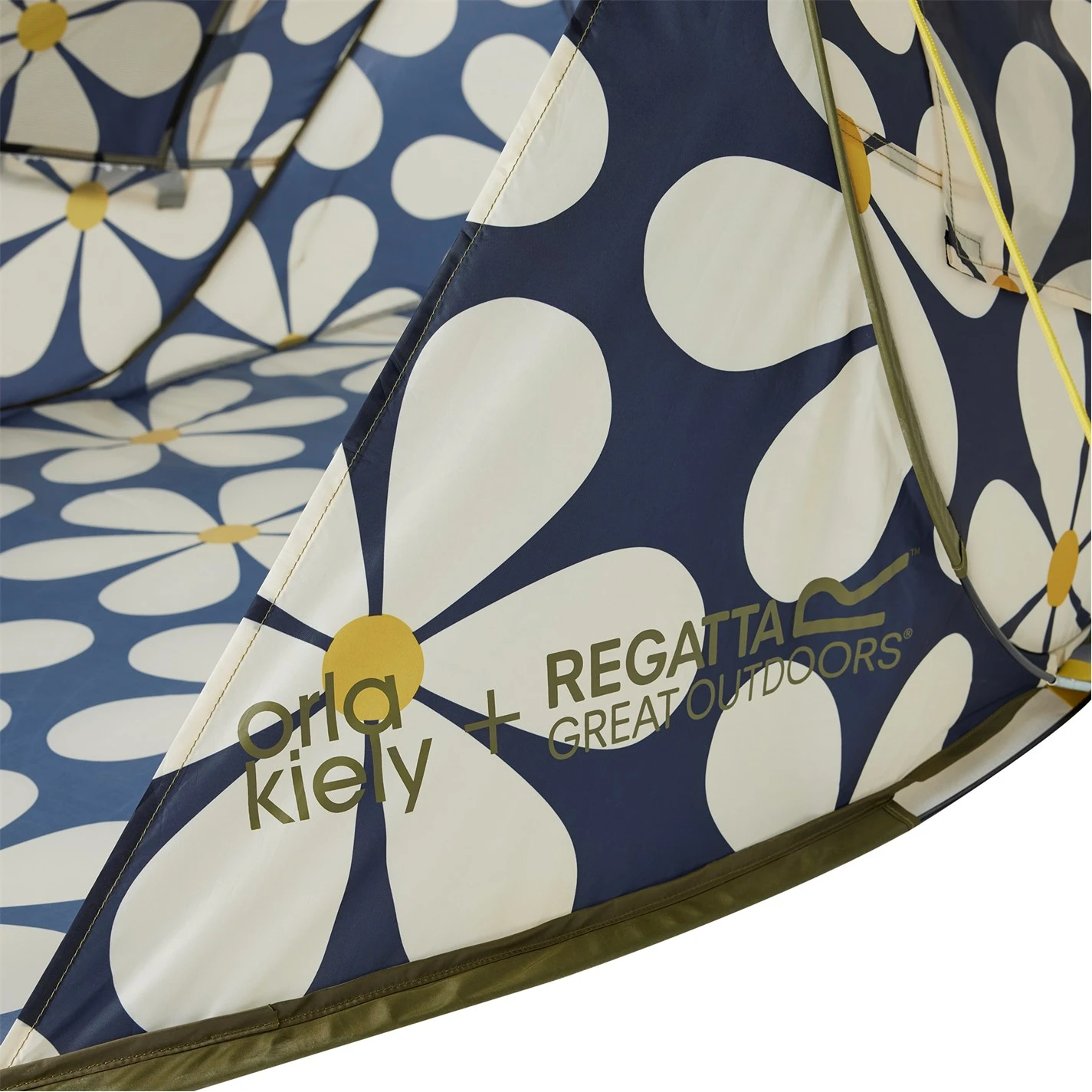 Regatta Orla Kiely Pop Up Beach Shelter - Image 3