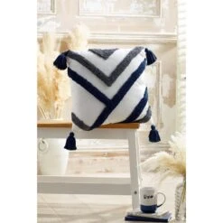 Tufted Tassel Geo Cushion